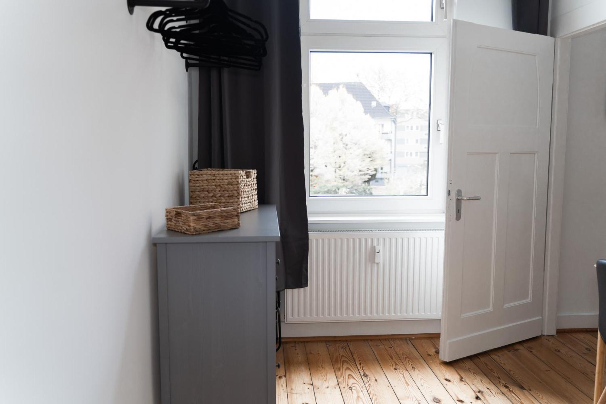 Junik Apartments - Deine Cityapartments In Duisburg Room photo